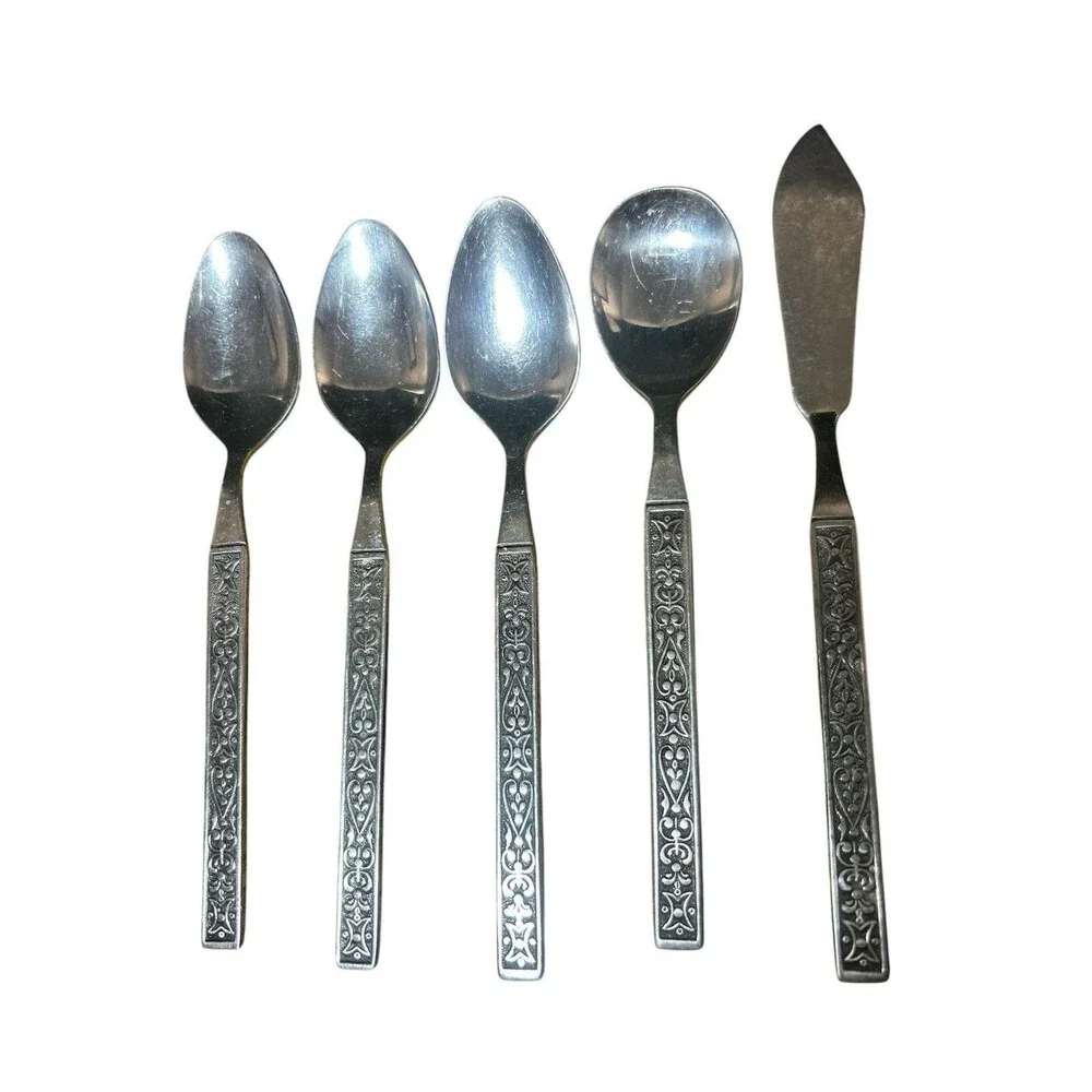 Orleans Stainless Steel Flatware Pattern ORL59 Scrolls Black Accent Vtg 34 Piece